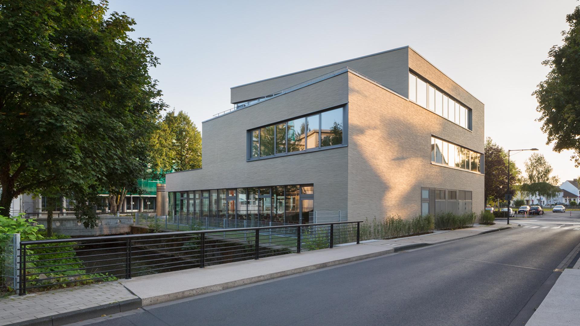 gymnasium alleestraße