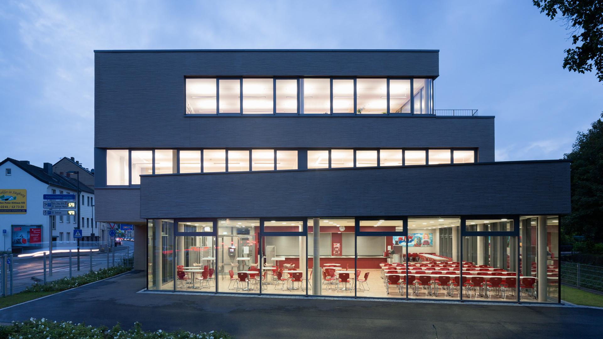 gymnasium alleestraße